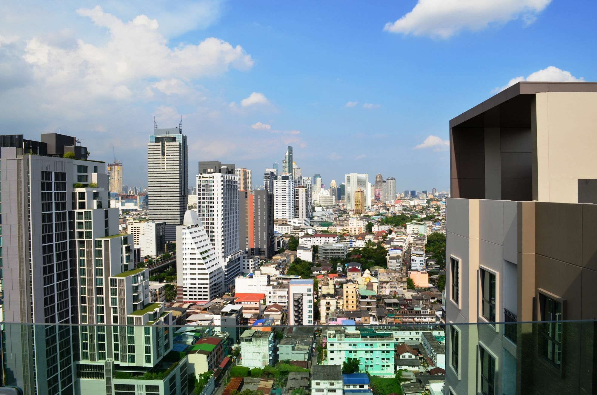 Wooden Suites Bangkok Kültér fotó